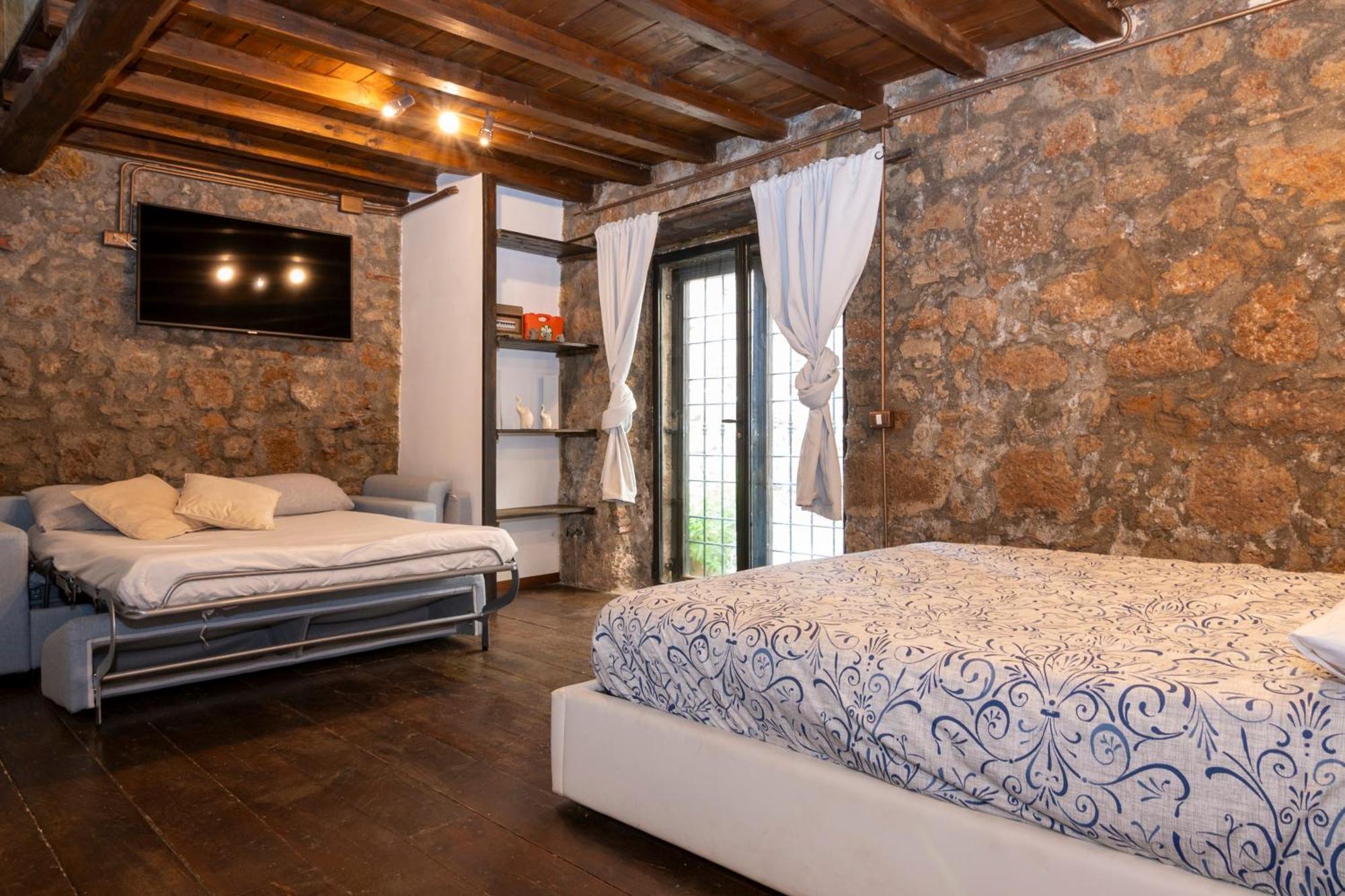 Maestosa Roccaforte Dei Principi, 3 Piani Tutti Per Voi! Sutri